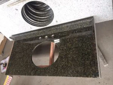 Granite Uba Tuba Vanity Lên trên